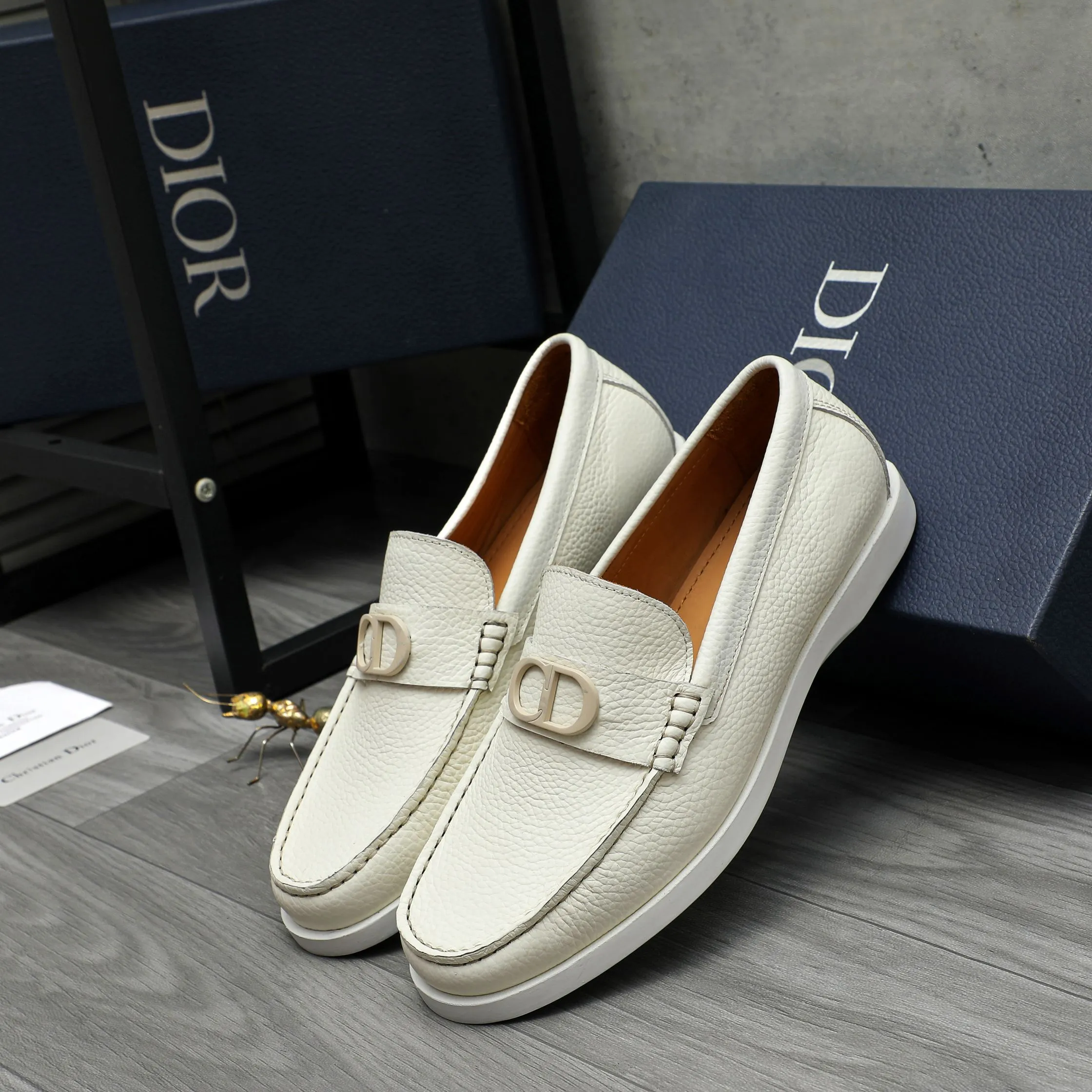 Men's shoes 💰460 Product trademark: Dior "Dior" casual slip-on leather shoes Regular size: 39-44 Product material: Selected pebbled cowhide upper, cowhide lining, rubber outsole